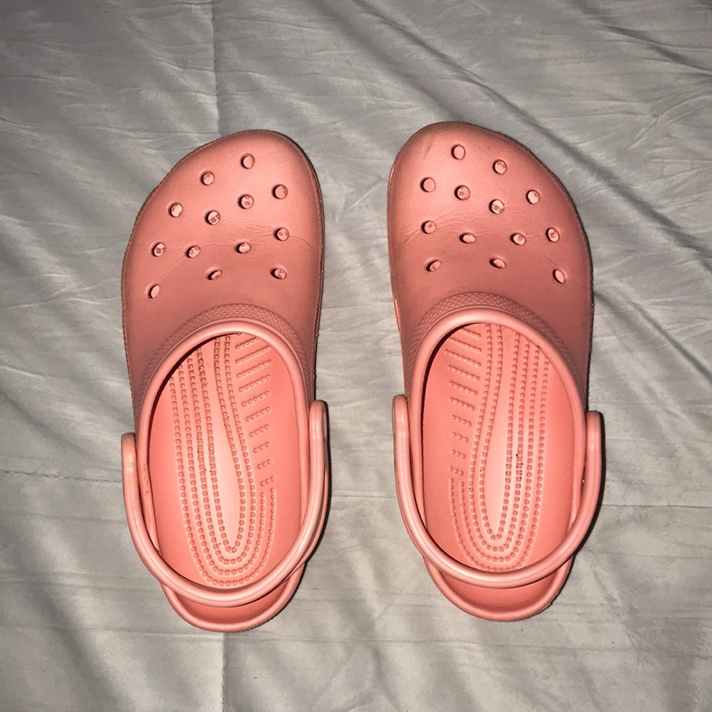 CROCS